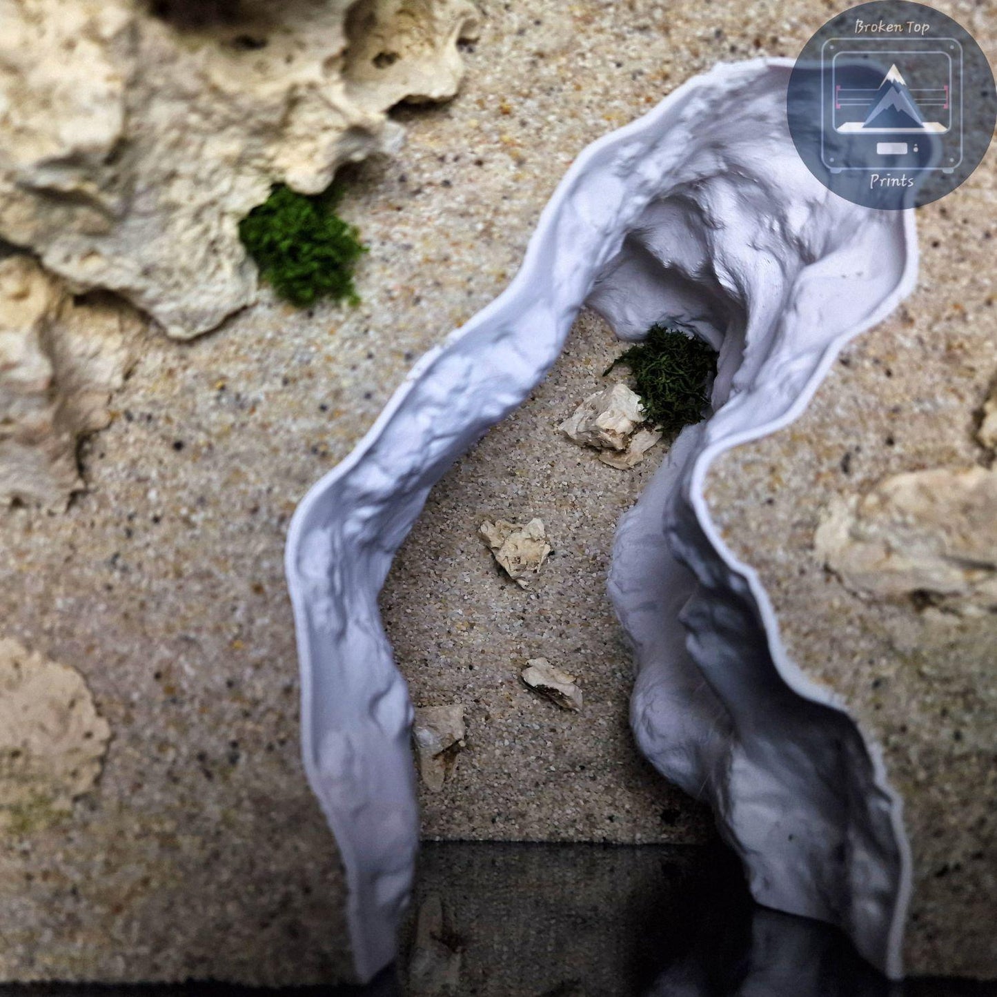 Underground Tunnel Cave Hardscape Decor | Substrate Stone Rift Hideout, Burrow Shelter, Sculpted Terrain Cave – Silent Rift